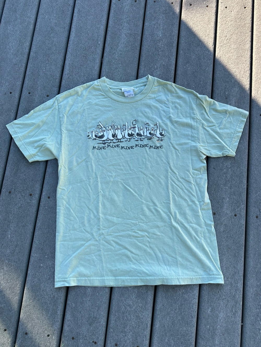 Vintage Y2K Finding Nemo Disney seagul Graphic Tee